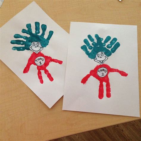 [Thing 1 and Thing 2] Dr. Seuss week craft | Thing 1 