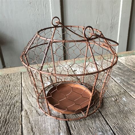 Round Chicken Wire Basket Lantern Display Candle Holder Hen Egg Bowl