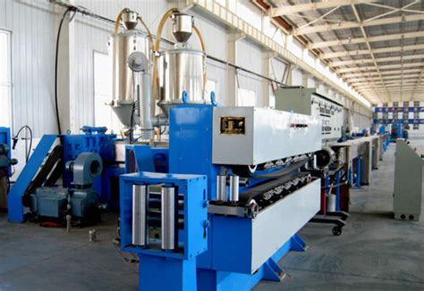 Plastic Extruders For Extruding Pvc Pe Or Xlpe Insulating Layer Onto