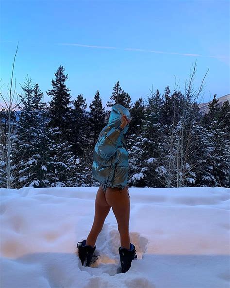 Kourtney Kardashian Wears A Thong Bikini In The Snow E News