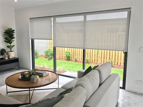 Don't hesitate to call us on 133 135 or fill out the form below for a free measure and quote. Roller Blinds | Express Blinds