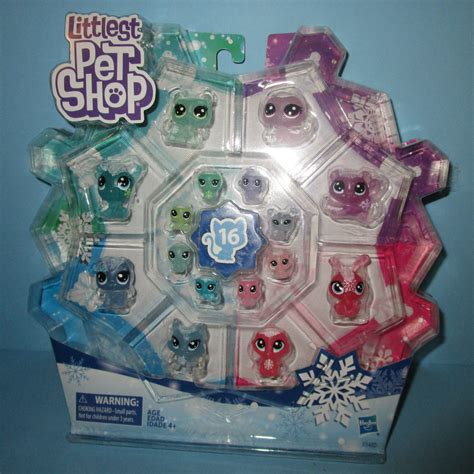 Littlest Pet Shop Frosted Wonderland Snowflake Multipack Blue Dog Toy