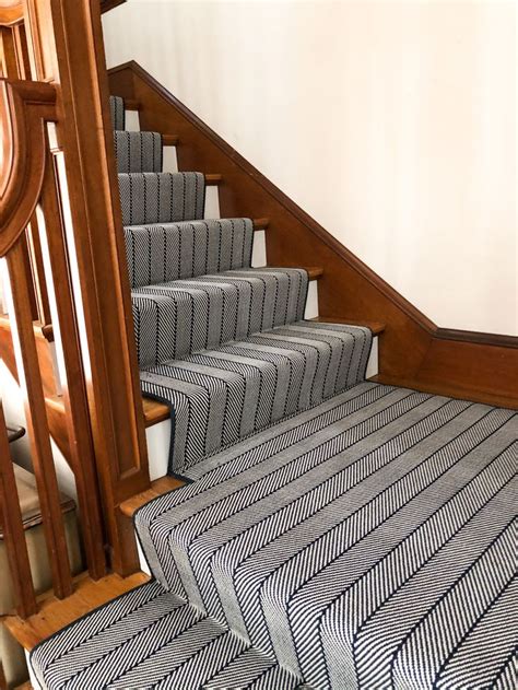 7m to cover up to 15 standard stairs, select width required. Stair Runner with Herringbone Pattern | Stair runner ...