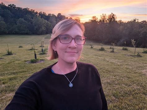 38 F Looking For A Partner Near St Louis Mo Permaculture Singles Forum At Permies