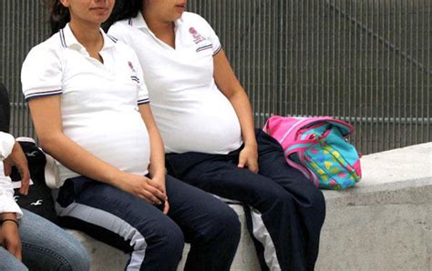 Reduce Cifra De Embarazos En Adolescentes