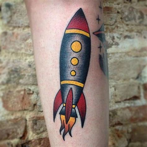 Rocket tattoos are an excellent option if we want to show the world our desire for adventure, travel and never stop dreaming. Blast Off With These Awesome Rocket Tattoos! | Rocket ...