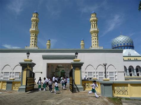 Infrastructure and services description of star city. The Kota Kinabalu City Mosque is the second main mosque in ...