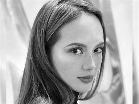 Ellen Adarna Warns Fans Of Fake Twitter Account