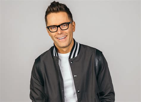 TV and Radio Host Bobby Bones Announces Full 'Comedically Inspirational
