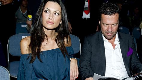 Lothar matthäus (50) hat eine neue freundin, sie begleitet ihn in bulgarien, wo der deutsche rekordnationalspieler die bulgarische nationalmannschaft betreut. So reagiert Lothar Matthäus' Ex Joanna Tuczynska auf den ...