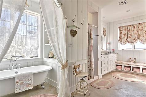 Set da bagno, dispenser, portasapone, portabiancheria ed accessori vari sono gli. Bagno Country Chic: 35 Bellissime Idee di Arredo ...