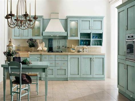 Careful, these stunning kitchen cabinet colors will make you want to repaint your kitchen asap. Kitchen Cabinet Paint Color Combinations | Paint Color ...