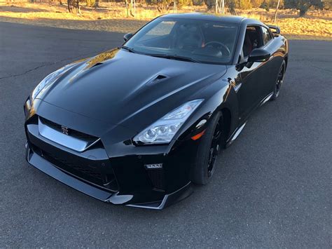 This Jet Black Nissan Gt R Track Edition Is Our Idea Of A Scary Mechagodzilla Autoevolution