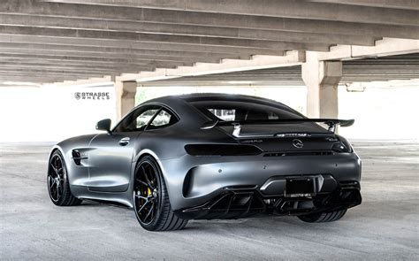 Exclusive Top End Mercedes Amg Gt Rocking Glossy Black Strasse Wheels — Gallery