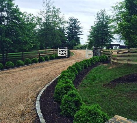 35 Fabulous Driveway Landscaping Design Ideas For Your Home To Try Asap