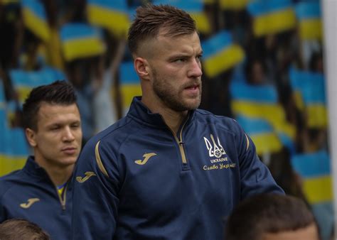 Andriy yarmolenko fifa 21 career mode. Andriy Yarmolenko Wants To Bate Pundit For Slagging Him Off | Balls.ie