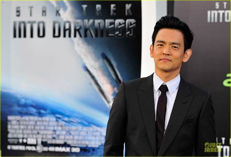 Chris Pine And Zachary Quinto Star Trek Into Darkness Premiere Photo