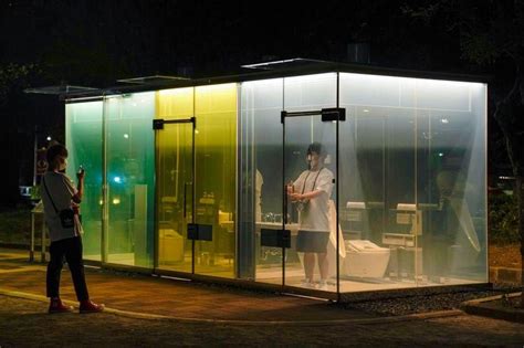 Tokyo Launches Transparent Toilets Tokio Tokio Japon Japon