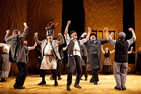 Yiddish Fiddler Returns A Stirring Reminder Of Jewish Loss And