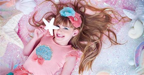 Fashionistas Kids Preview Gabriela Aquarela Sonhos De Verão