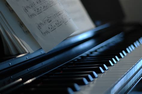 5 Insane Songwriting Methods To Overcome The Writers Block