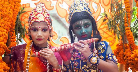 18 Captivating Photos Of Kids Dressed Up As Hindu Gods And Goddesses
