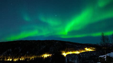 Wallpaper Northern Lights Sky Winter Mountains Forest 5k Nature