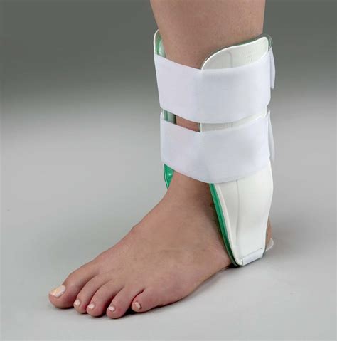 Air Cast Ankle Brace Training Adult Right 630 6825 0082