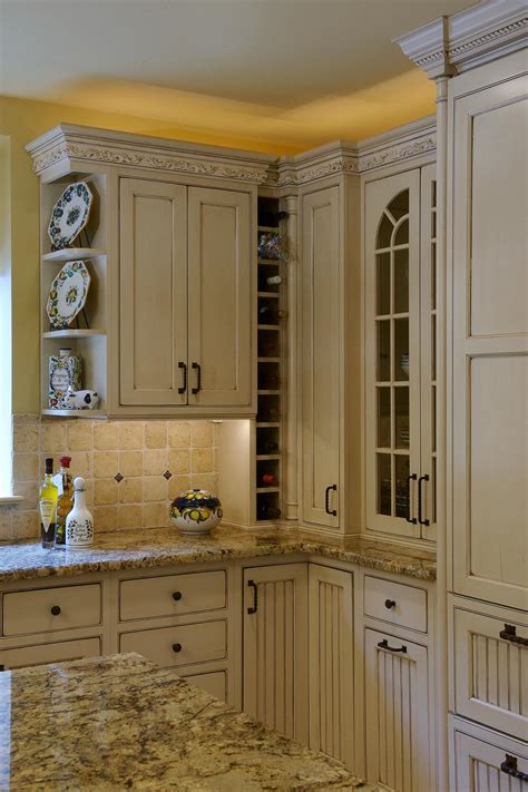 Cream Colored Kitchen Cabinets Cream Kitchen Cabinets Design Ideas