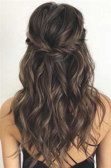43 Gorgeous Half Up Half Down Hairstyles That Perfect For A Rustic Wedding Wedding Hair Half