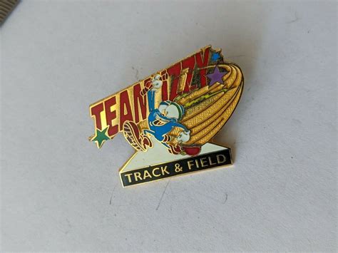 Pin Lapel Hat Pinback I 1996 Olympic Atlanta Mascot Team Izzy Track