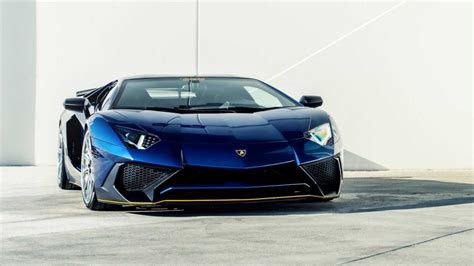 Does This Blue Lamborghini Aventador Sv Look Better With 22 Inch