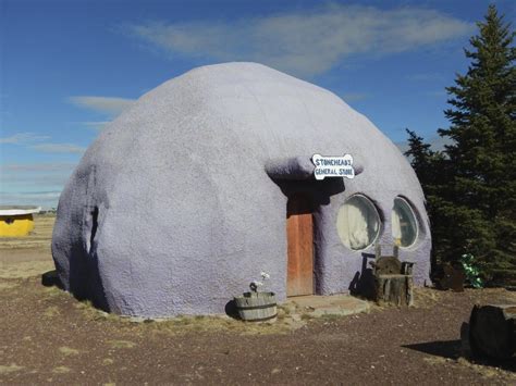 Visiting The Flintstones Bedrock City Az A Road Trip Back In Time