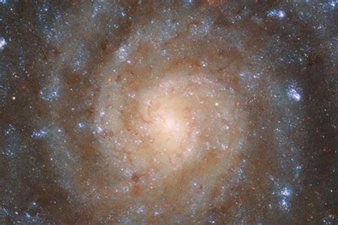 Une Galaxie Spirale Capturée Par Le Télescope James Webb De La Nasa