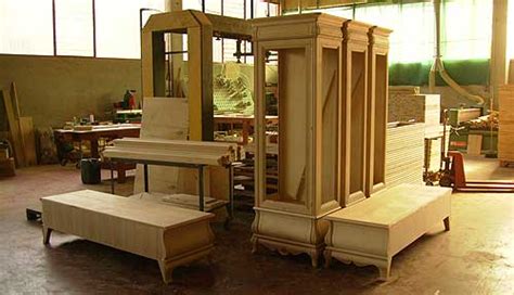 Produciamo mobili e arredamenti in legno massello di pino. produzione mobili verona - Mobili Berzoini Veneto