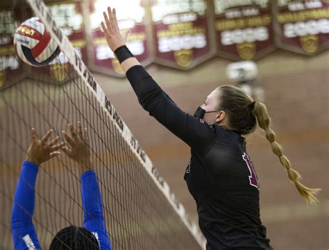 Bishop Gorman Holds Off Faith Lutheran In Girls Volleyball Girls Volleyball Nevada Preps
