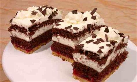Kuchen backen ist vielseitig und macht spaß, und das ergebnis ist immer eine köstliche leckerei. Herrenschnitten | Rezept in 2020 (mit Bildern) | Leckere ...