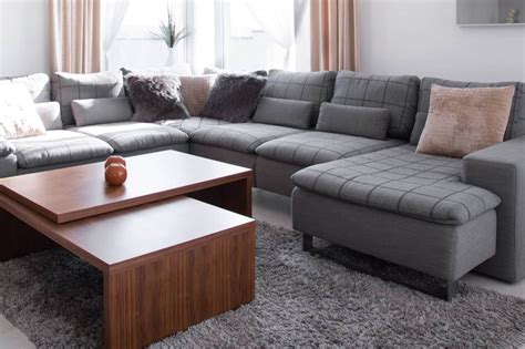 What Colour Sofa Matches Grey Carpet Baci Living Room