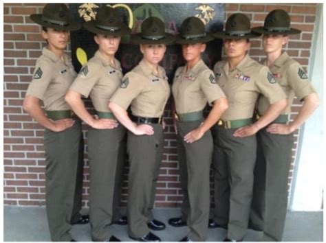 Pin By Five On Marine Corps Female Marines Drill Instructor