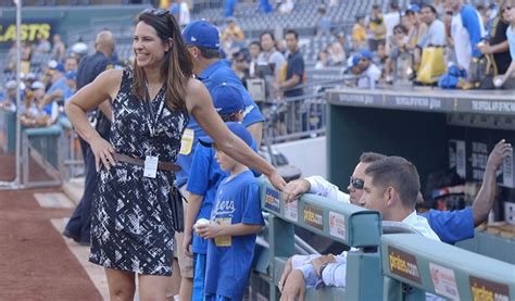 Jessica Mendoza Wiki Bio Age Husband Height Salary Net Worth