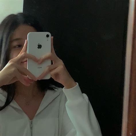 Aesthetic Heart Pose With Fingers Mirror Selfie In Mirror Selfie