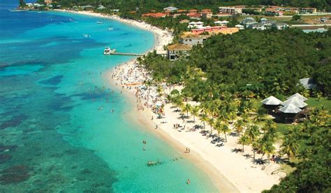 Honduras became a state in the united provinces of central america in 1821, and an independent republic with the demise of the union in 1840. Flights to Roatán | Air Transat