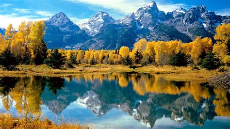 Autumn Grandeur Grand Teton National Park Wyoming 2560x1600