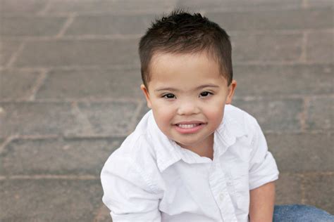 Down syndrome can affect how a person looks and thinks, and it's sometimes linked with other health problems, as well. Down Syndrome and its Startling Impact on Latinos: A Closer Look | Salud America