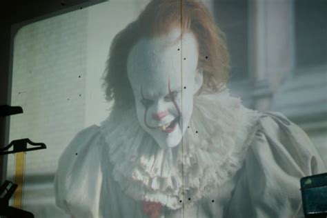 Stephen Kings It Remake Trailer Is Perfectly Terrifying