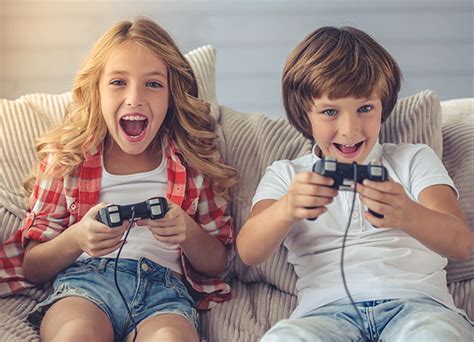 Los juegos infantiles, además de servirles a los niños como entretenimiento, pueden dar salida a sus frustraciones, desarrollar su imaginación, sentimientos. ¿Cuáles son los mejores videojuegos para PS4 y PS3 para ...