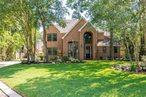 28 Thunder Hollow Pl The Woodlands Tx 77381 Mls 56694877 Redfin
