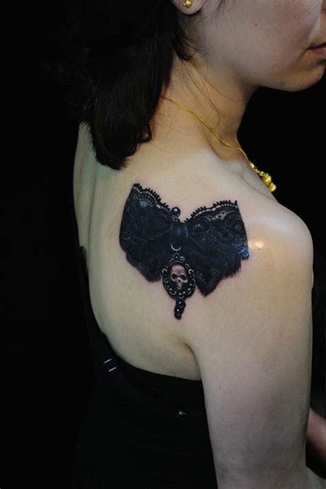 61 Nice Lace Shoulder Tattoos