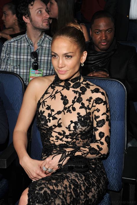 Jennifer Lopez 2011 American Music Awards Winner Jennifer Lopez