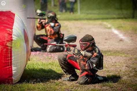 Throw one of your paintballs at the one showing the counting rule and you'll get bonus points. Paintball Akadémia - Profi Edzés Korlátlan Lőszerrel